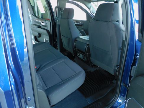 Used 2023 Chevrolet Silverado 1500 LT image 23