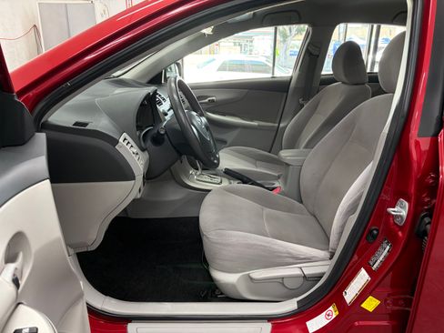 Used 2011 Toyota Corolla LE FWD image 15