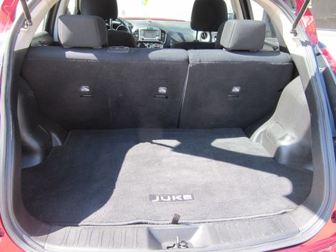 Used 2016 Nissan Juke SV image 15