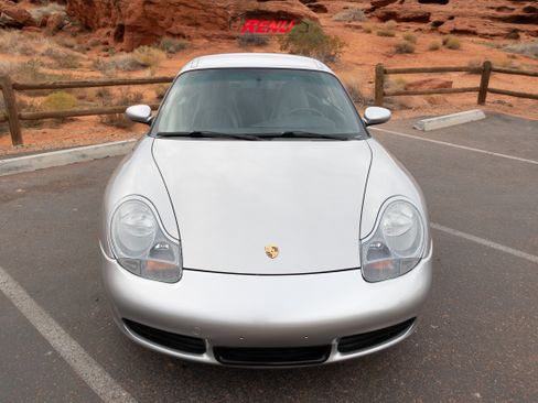 Used 2001 Porsche 911 Carrera image 8