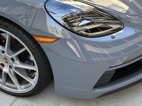 Used 2024 Porsche 718 Cayman GTS image 32