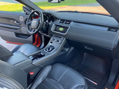 Used 2018 Land Rover Range Rover Evoque HSE Dynamic image 10