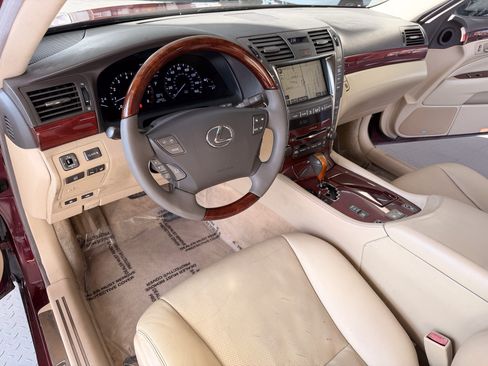Used 2008 Lexus LS 460 image 6