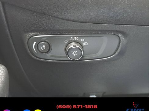 Used 2020 Chevrolet Equinox LT image 13