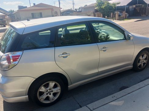 Used 2006 Toyota Matrix XR image 4