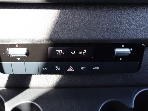 Used 2022 Mercedes-Benz Sprinter 3500 image 14