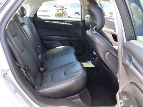 Used 2013 Ford Fusion Titanium FWD image 14