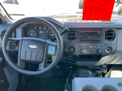 Used 2011 Ford F250 4x4 SuperCab Super Duty image 8