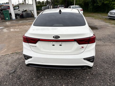 Used 2019 Kia Forte S FWD image 5