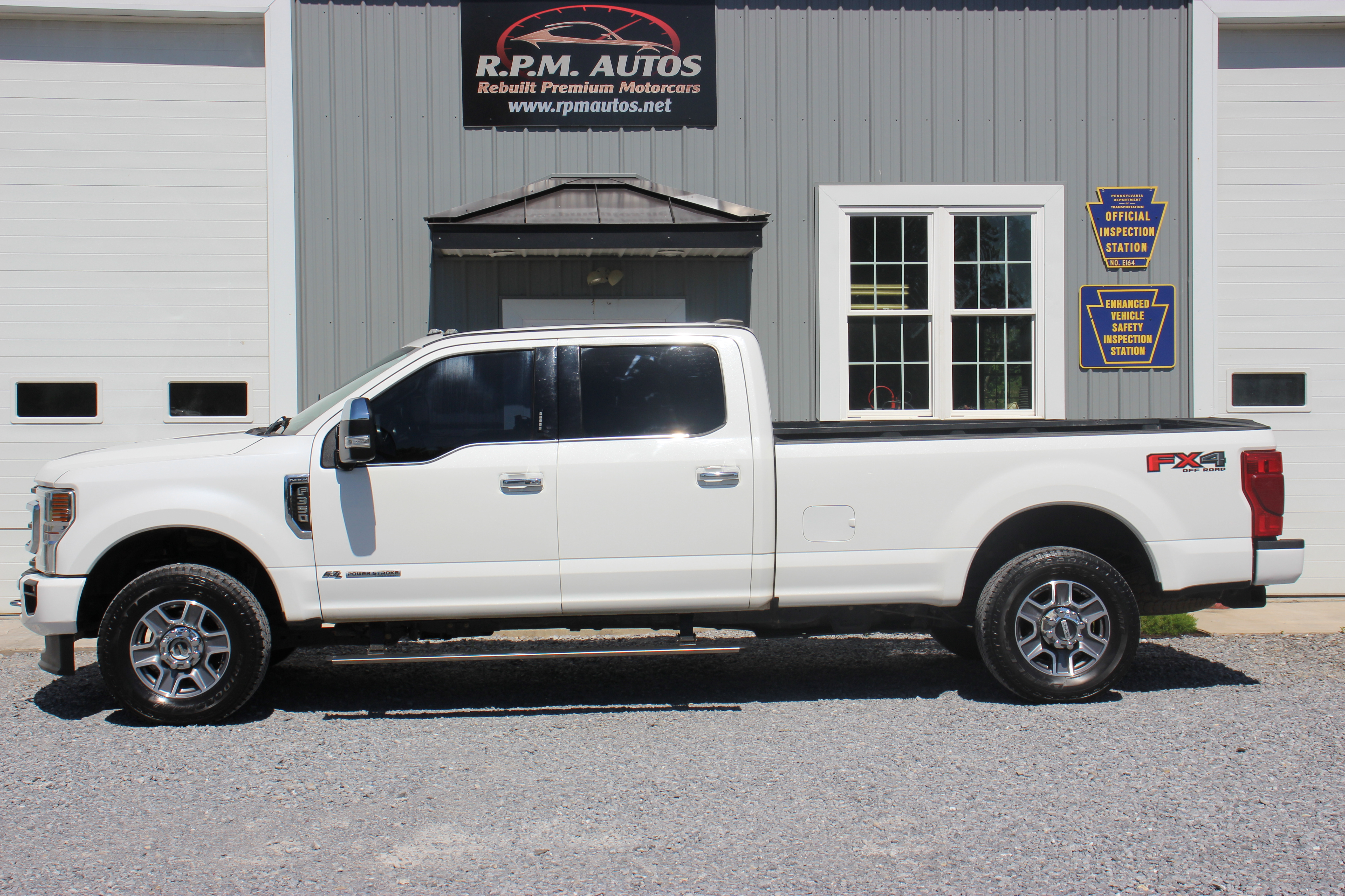 Used 2022 Ford F350 4x4 Crew Cab Super Duty image 4