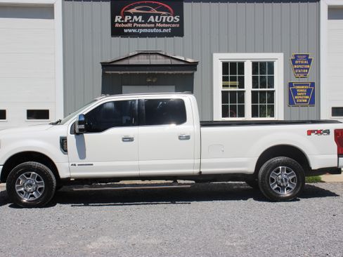 Used 2022 Ford F350 4x4 Crew Cab Super Duty image 4