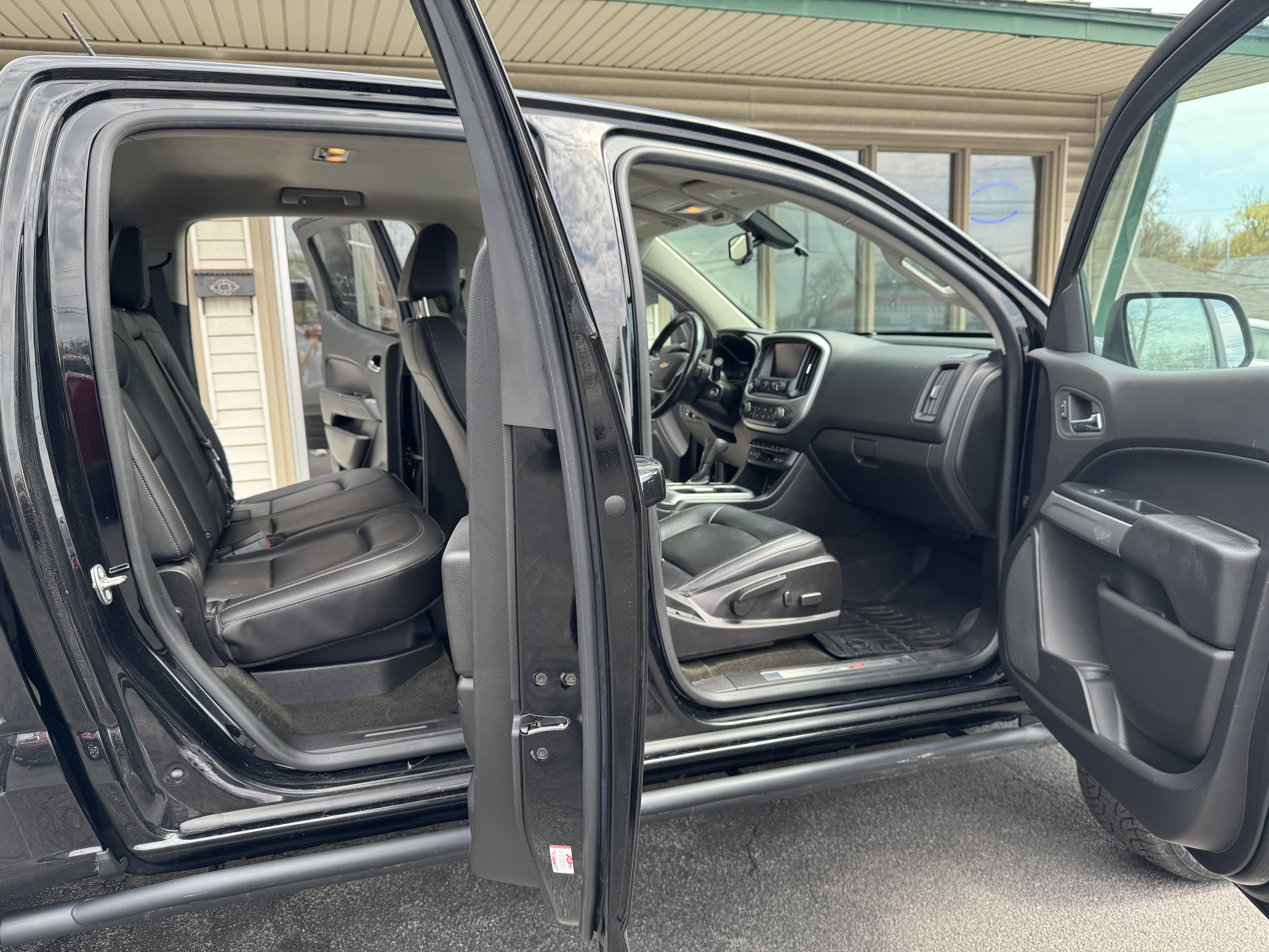 Used 2017 Chevrolet Colorado ZR2 AWD/4WD image 18