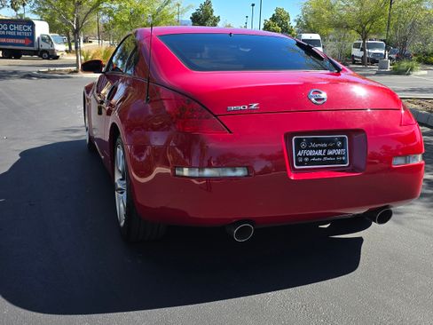 Used 2007 Nissan 350Z Touring image 10