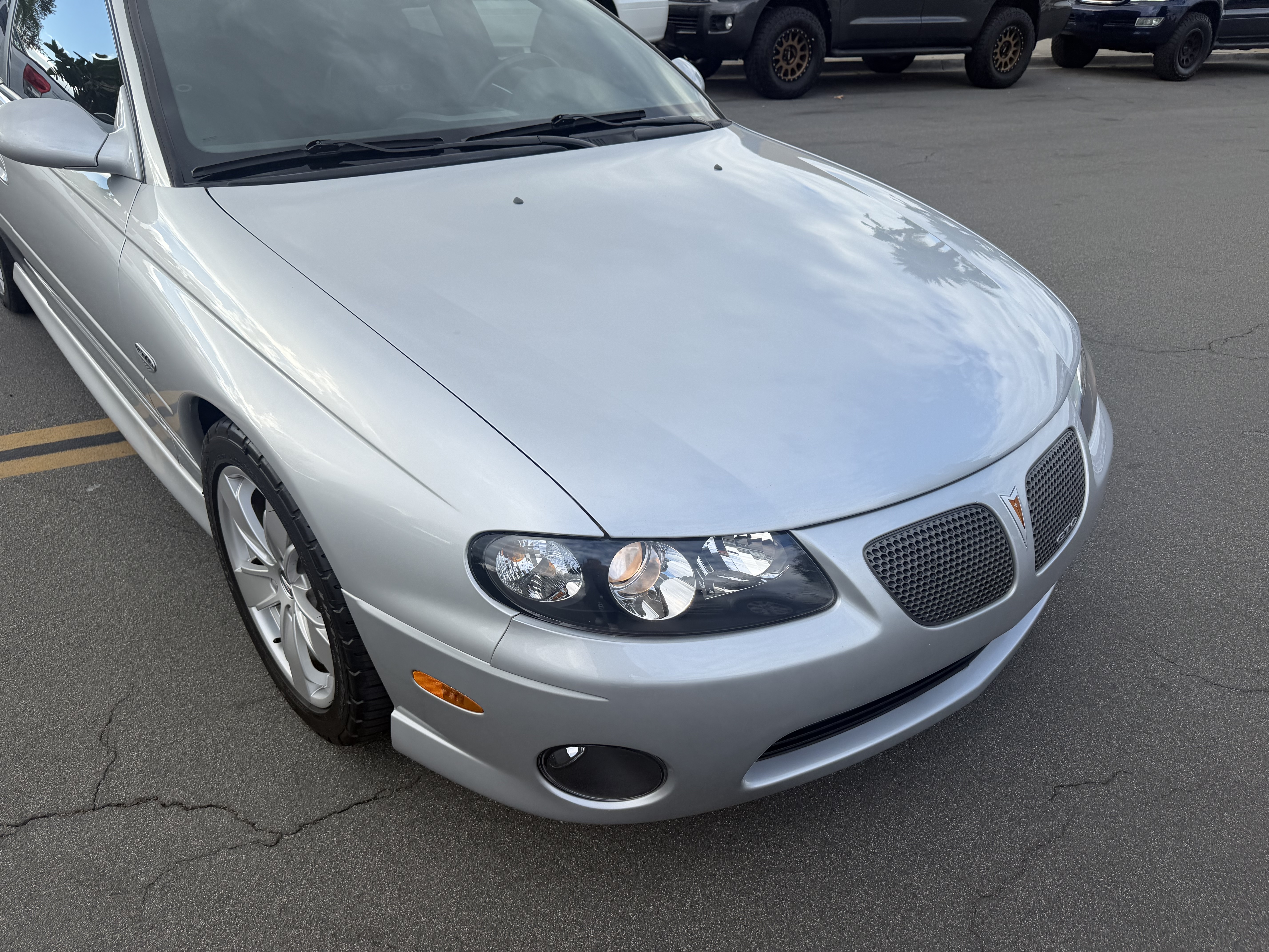 Used 2004 Pontiac GTO UNAVAIL RWD image 19