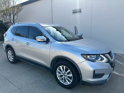 Used 2018 Nissan Rogue SV