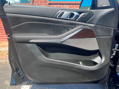 Used 2021 BMW X5 xDrive40i image 16