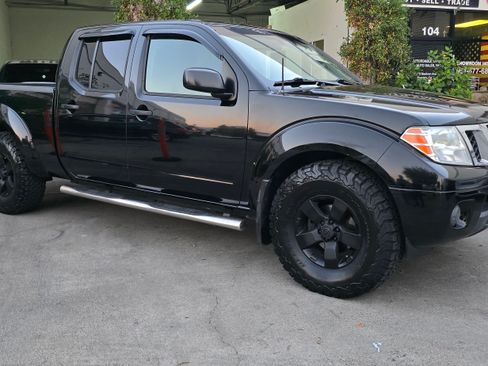 Used 2012 Nissan Frontier SV image 20