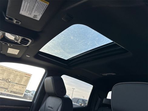 New 2026 GMC Canyon Denali image 31