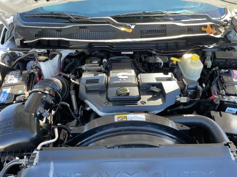 Used 2016 RAM 5500 image 20