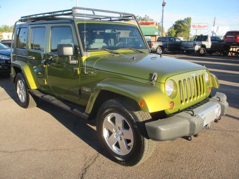 Used 2008 Jeep Wrangler Unlimited Sahara image 16