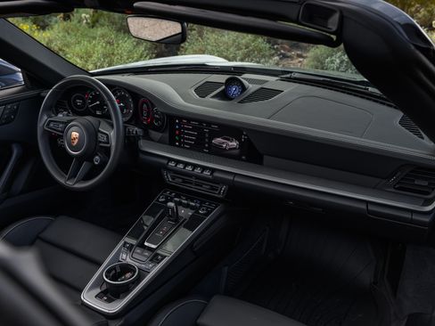 Used 2024 Porsche 911 Targa 4S image 34