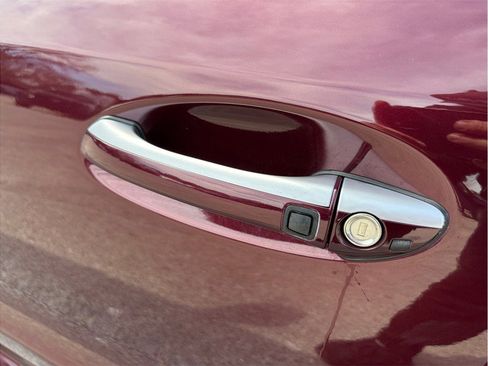 Used 2012 Mercedes-Benz SL 63 AMG image 18