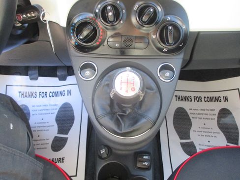 Used 2018 FIAT 500 Pop image 8