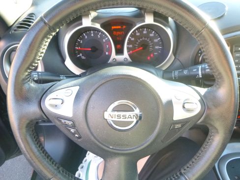 Used 2016 Nissan Juke SV AWD/4WD image 25