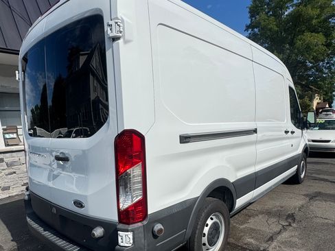 Used 2017 Ford Transit 250 148 Medium Roof RWD image 5