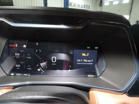 Used 2024 GMC Canyon AT4 image 41