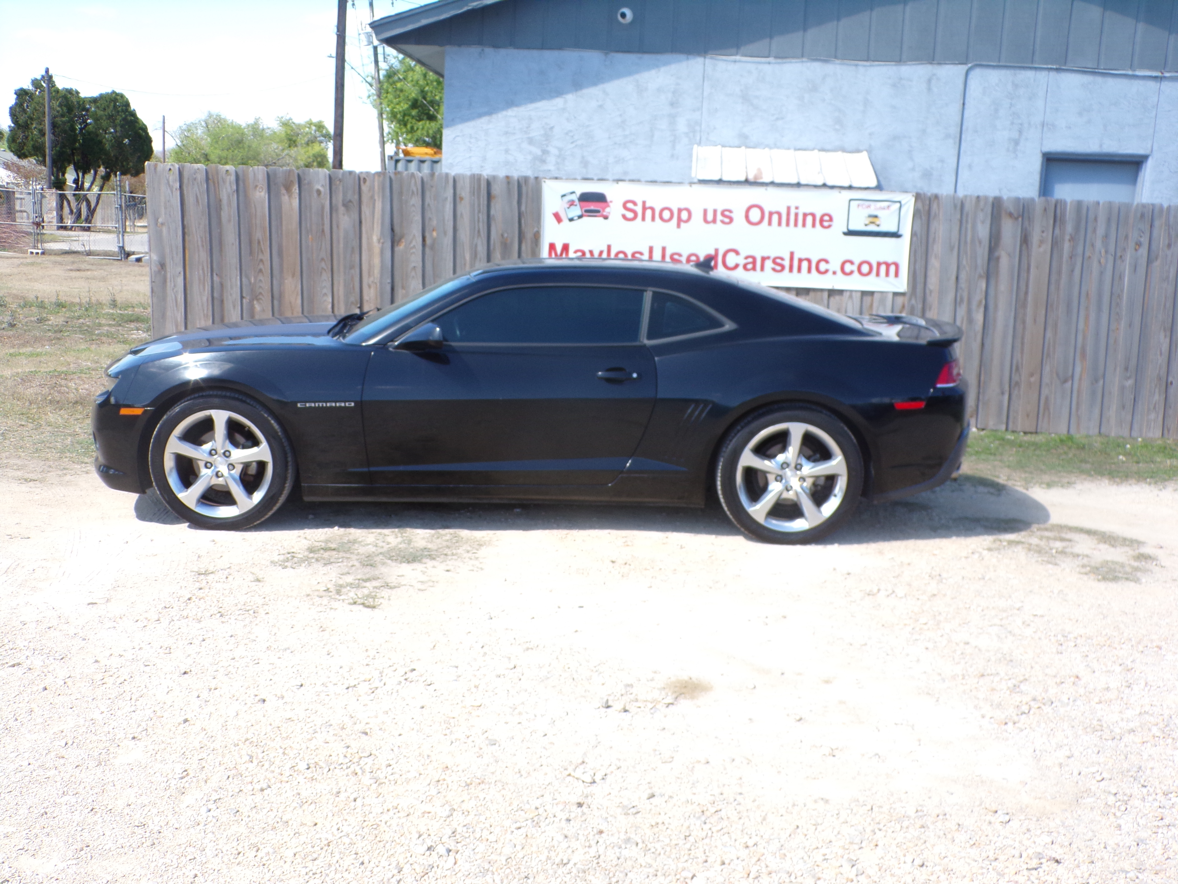Used 2014 Chevrolet Camaro LT RWD image 2