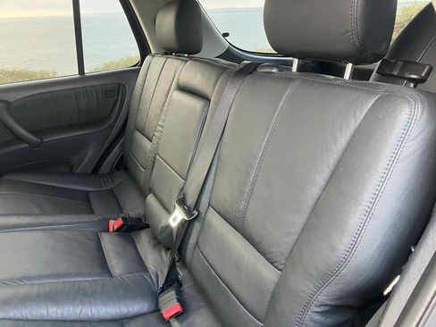 Used 2000 Mercedes-Benz ML 55 AMG image 19