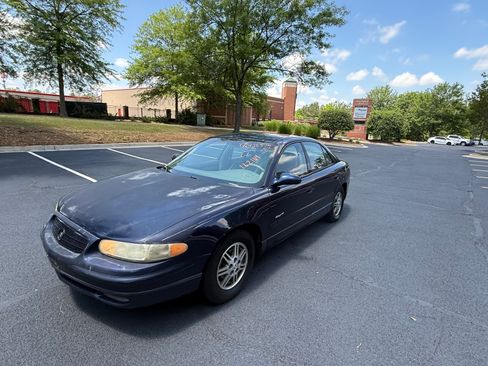 Used 2001 Buick Regal LS image 2