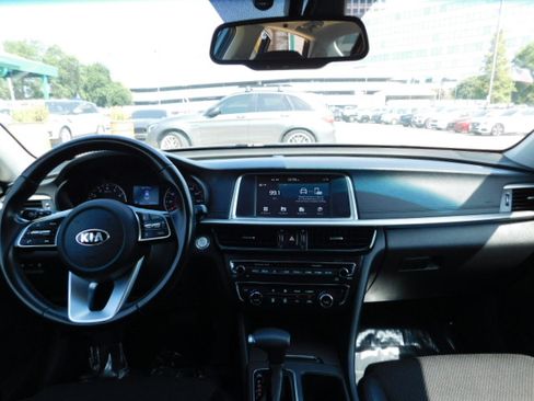 Used 2019 Kia Optima S FWD image 14