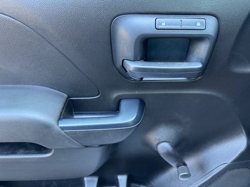 Used 2018 Chevrolet Silverado 1500 W/T image 15