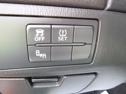 Used 2016 MAZDA MAZDA6 Touring image 19