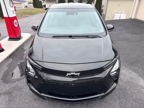 Used 2022 Chevrolet Bolt LT image 2