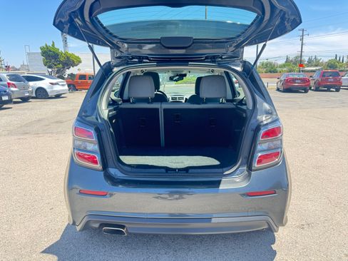 Used 2020 Chevrolet Sonic LT Hatchback FWD image 24
