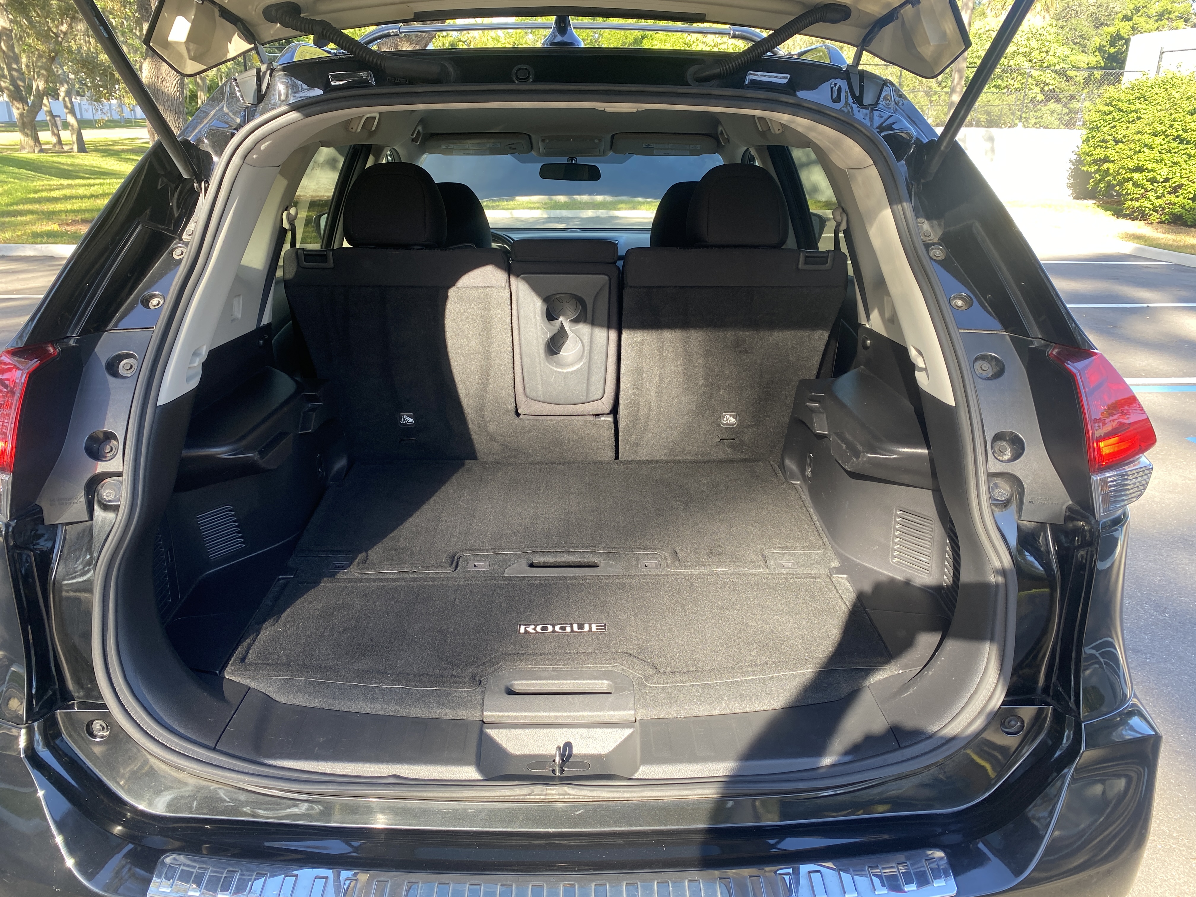 Used 2017 Nissan Rogue FWD image 24