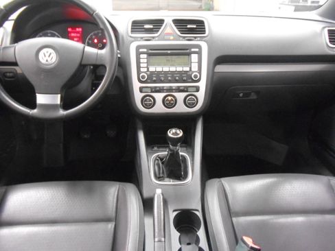 Used 2009 Volkswagen Eos Komfort image 12