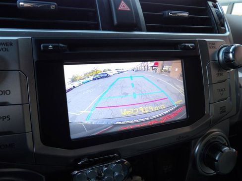 Used 2014 Toyota 4Runner SR5 image 33