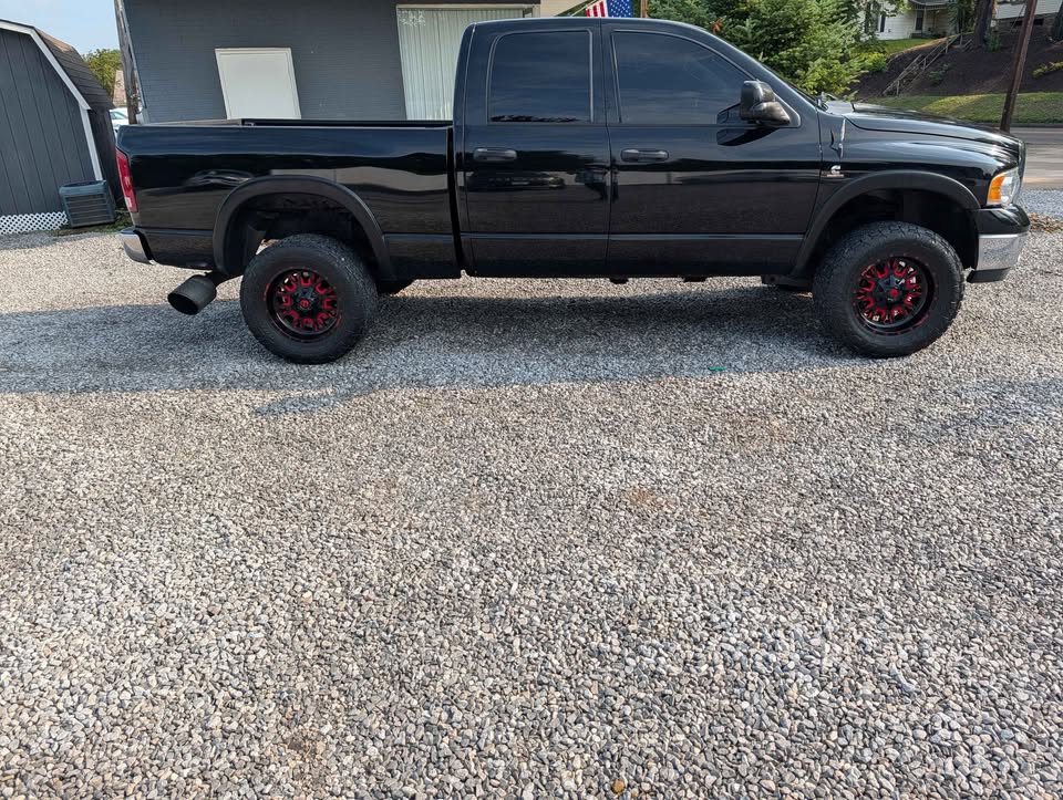 Used 2004 Dodge Ram 2500 Truck 4x4 Quad Cab image 3