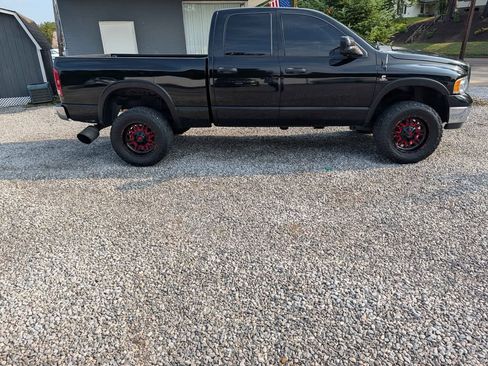 Used 2004 Dodge Ram 2500 Truck 4x4 Quad Cab image 3