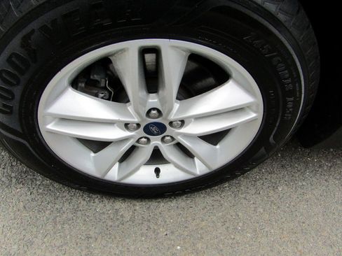 Used 2015 Ford Edge AWD SEL image 10