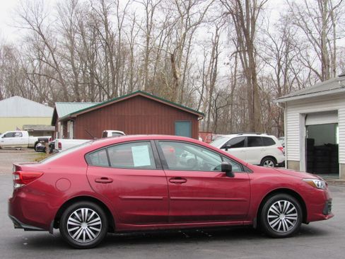 Used 2020 Subaru Impreza 2.0i Premium image 13