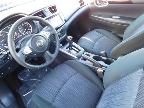 Used 2019 Nissan Sentra SV image 10