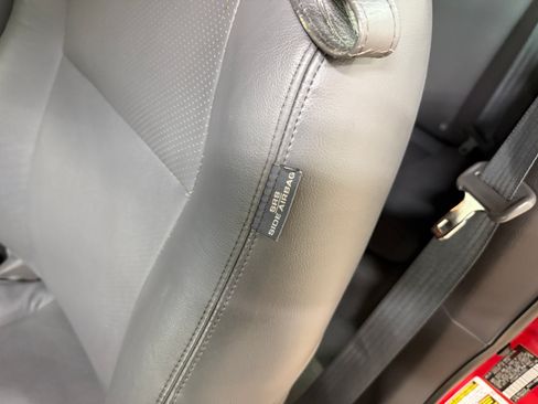 Used 2008 Toyota Solara SLE Convertible FWD image 5