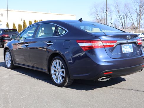 Used 2015 Toyota Avalon Limited image 6