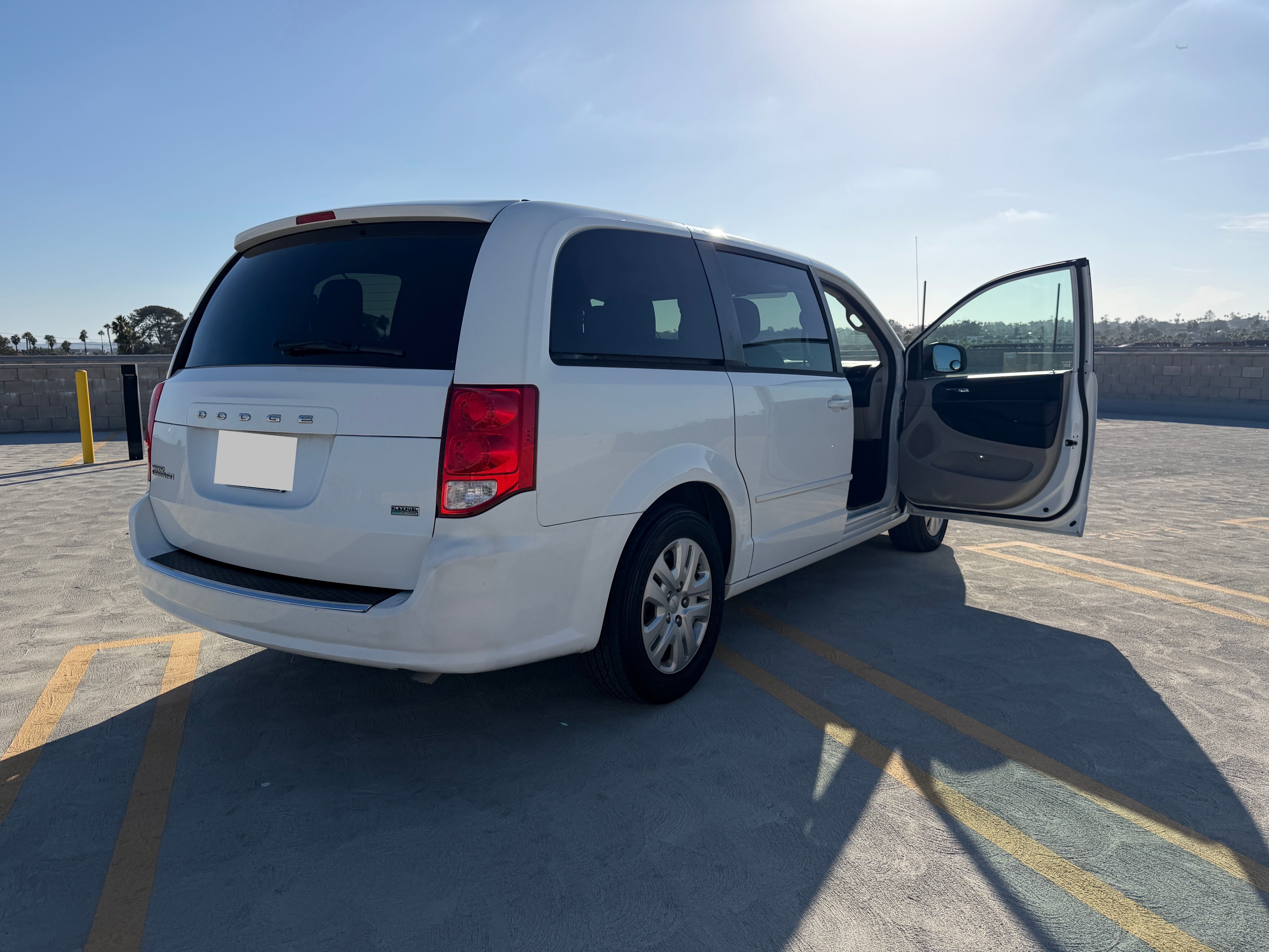 Used 2014 Dodge Grand Caravan UNAVAIL FWD image 16