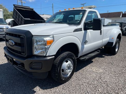Used 2012 Ford F350 image 1